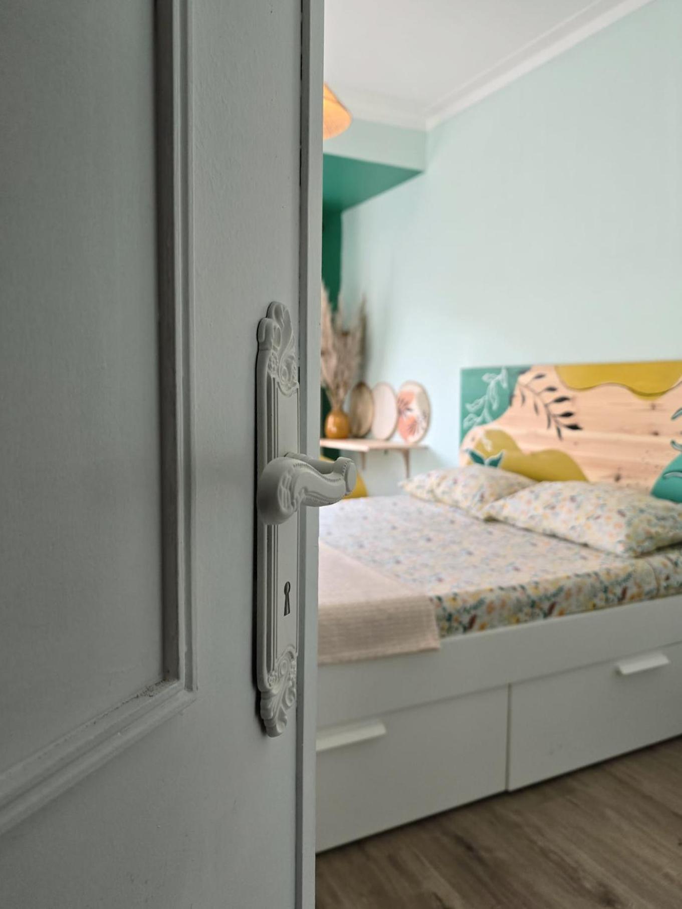 The House Of Cats Apartment Oliveira do Douro  Exterior photo